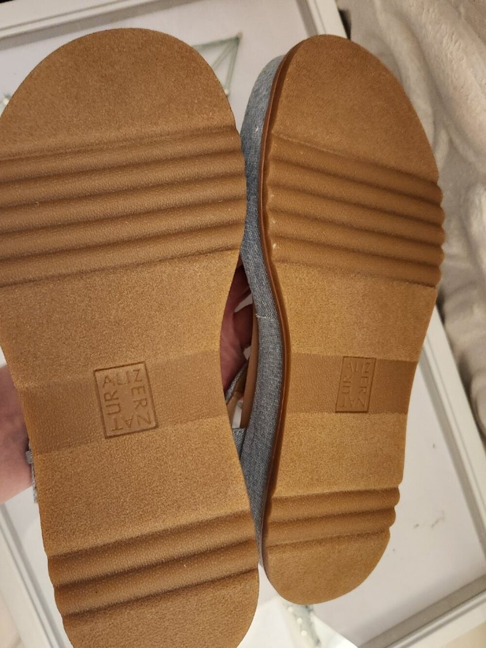 Naturalizer "Zane" Light Blue Denim Sandals. NIB. Size Various - Picture 7 of 10